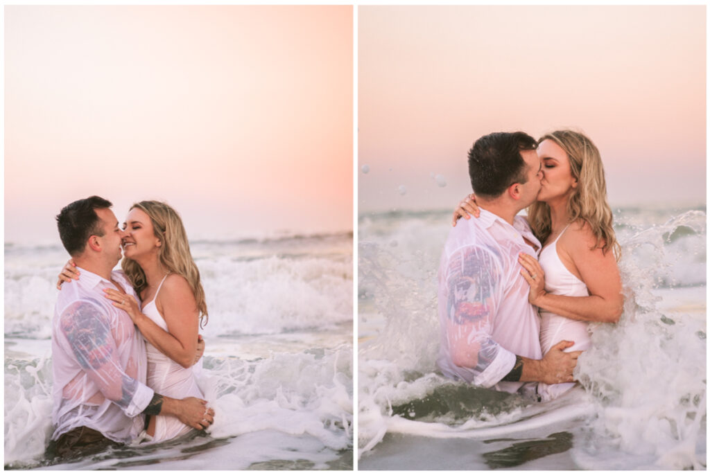 washington oaks gardens engagement photo